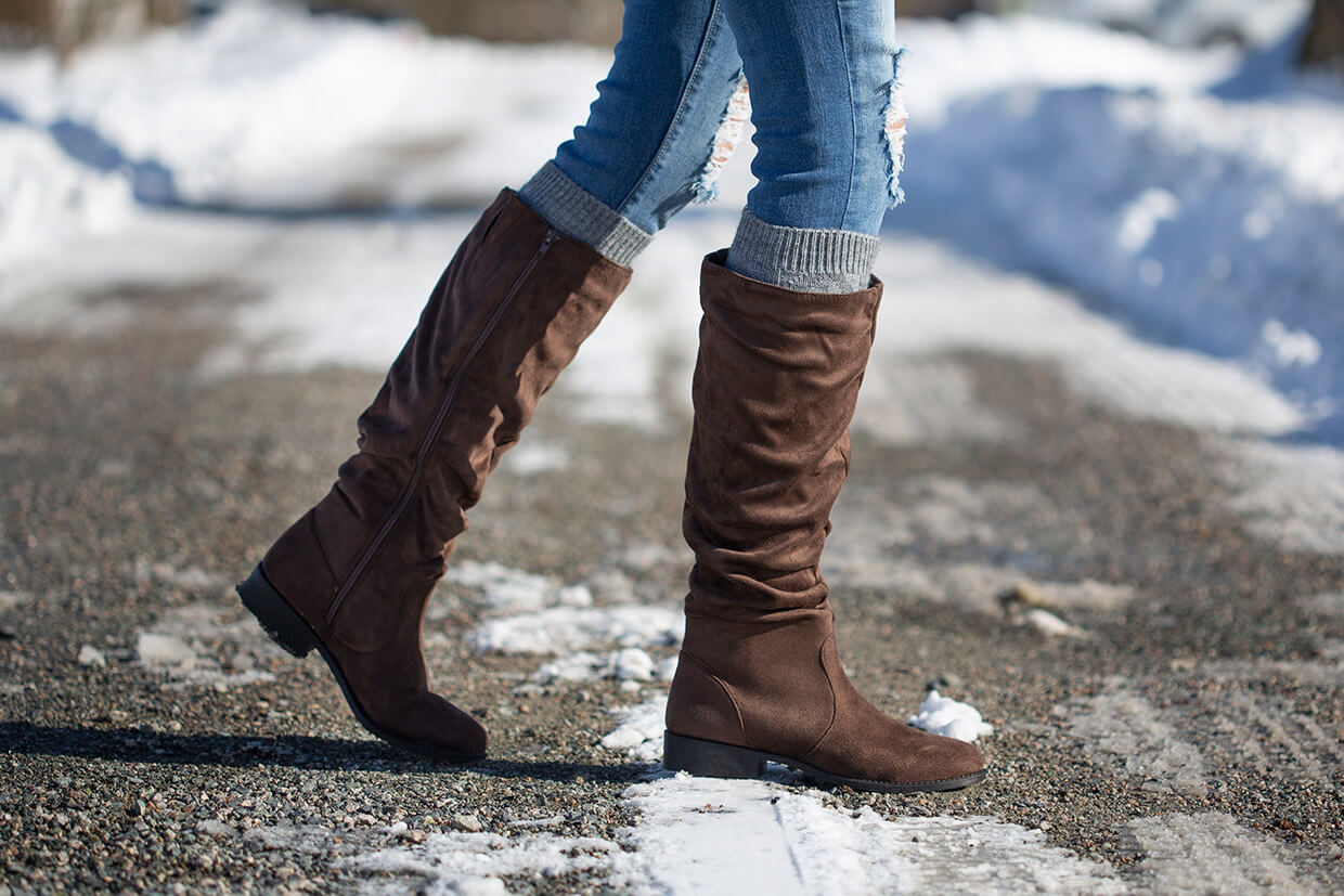 Silver Icing Flash Sale: Cute Ways to Style Winter Boots